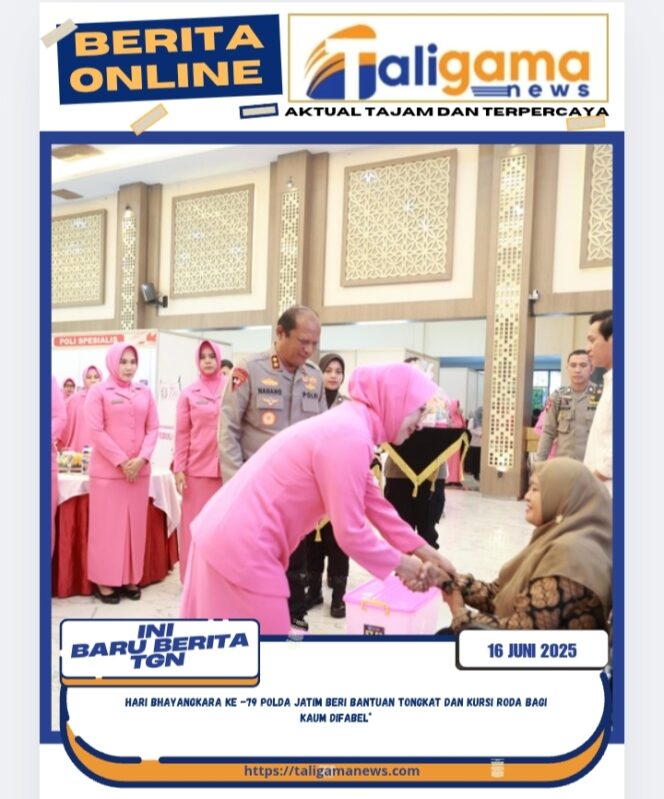 
					Hari Bhayangkara ke -79 Polda Jatim Beri Bantuan Tongkat dan Kursi Roda Bagi Kaum Difabel